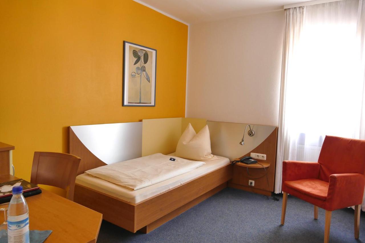 Hasi'S Hotel Grafing bei Muenchen Ngoại thất bức ảnh