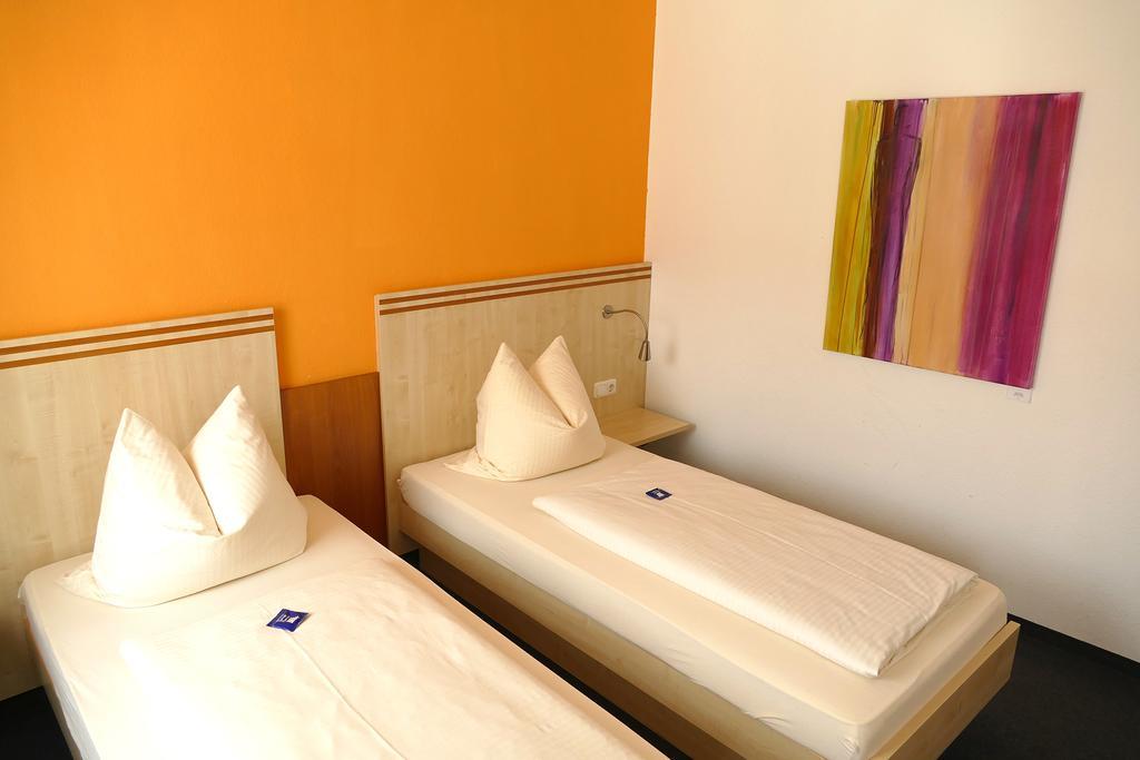 Hasi'S Hotel Grafing bei Muenchen Ngoại thất bức ảnh